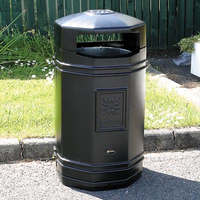 Stanford litter bin in Black