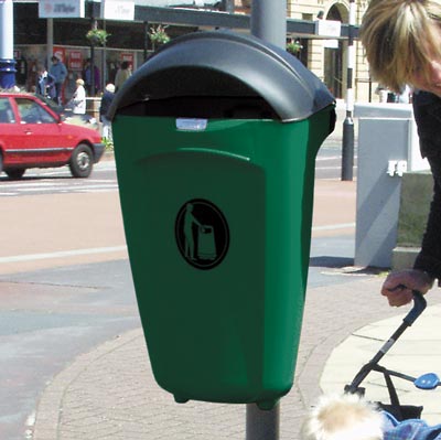 Super Trimline 50 HSL litter bin in Deep Green
