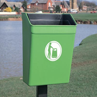 Trimline 25 litter bin in Light Green